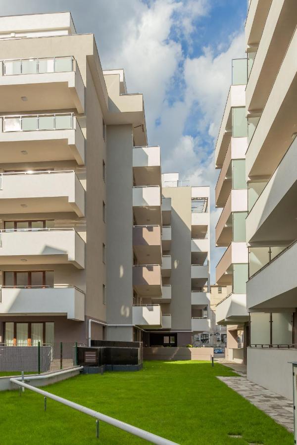 Atlas Unirii: Upscale Flats In The Heart Of Bucharest! Exterior foto